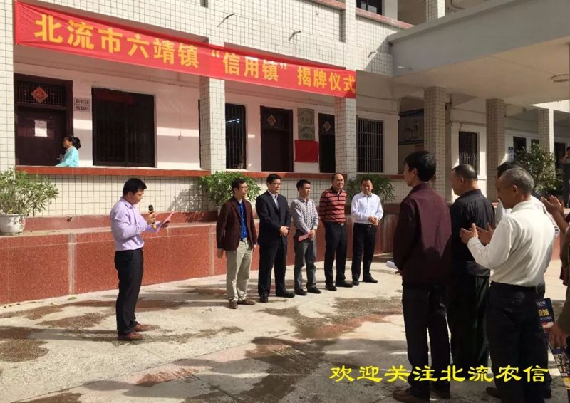如何判断时装零售企业的存货周转率是否合理?这关乎着利润与风险的平衡。